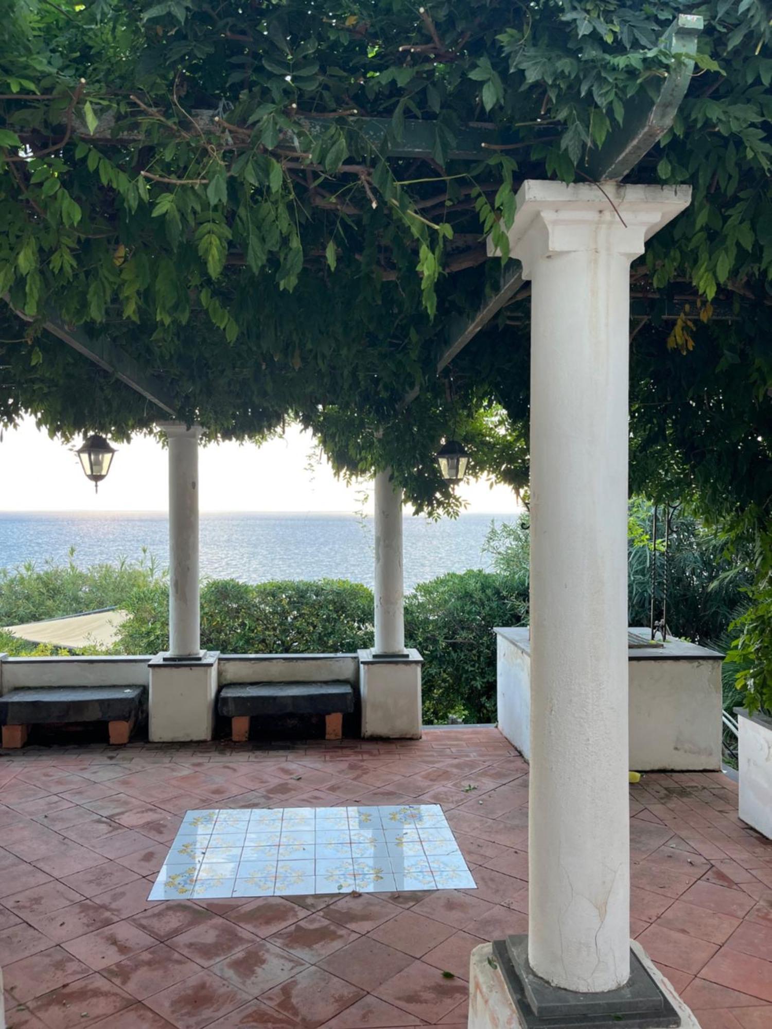 פרוסידה Villa Manni מראה חיצוני תמונה