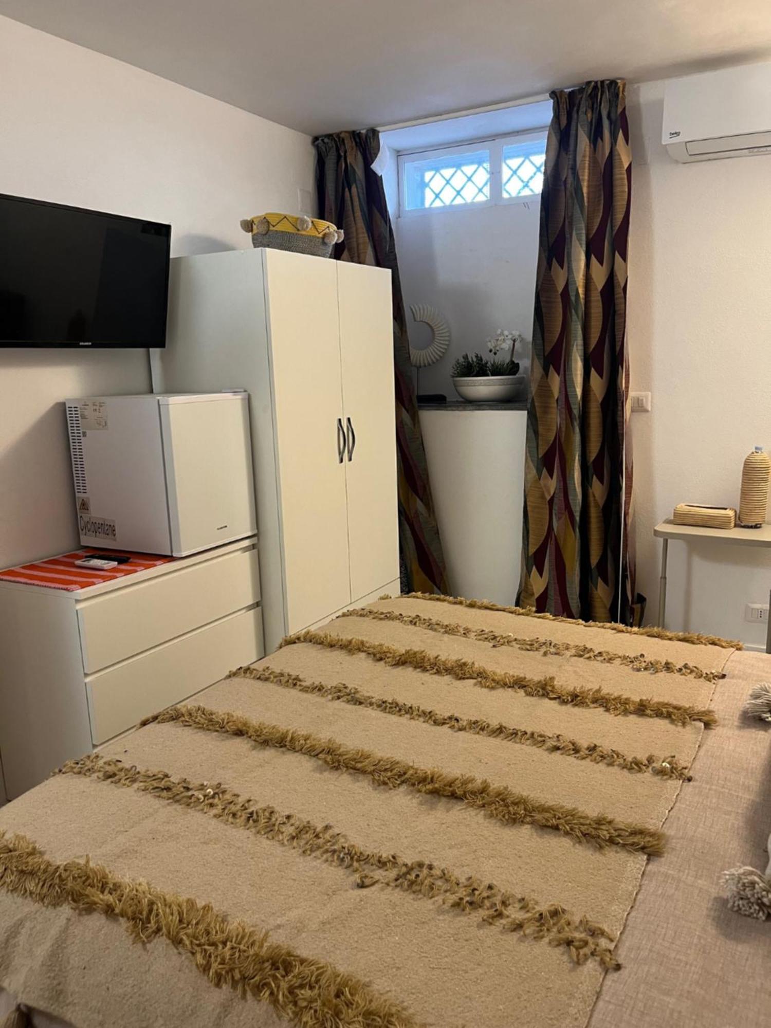 פרוסידה Villa Manni חדר תמונה